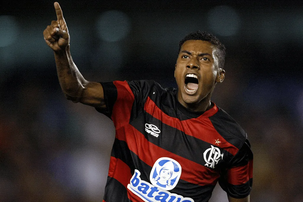 kleberson-cau-thu-brazil-tung-thi-dau-cho-doi-tuyen-mu-min_11zon